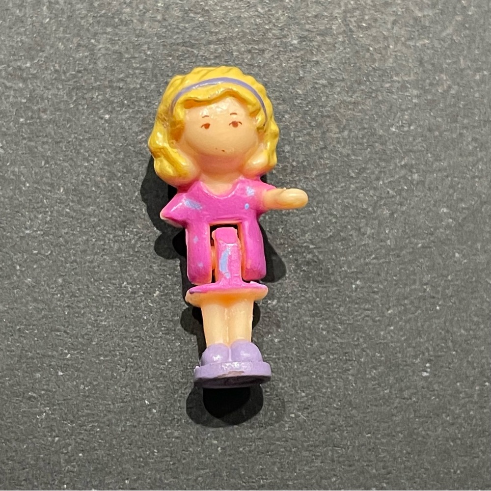 Polly Pocket Vintage 1993 Dazzling Dog Show Polly Figure Bluebird - Broken Arm